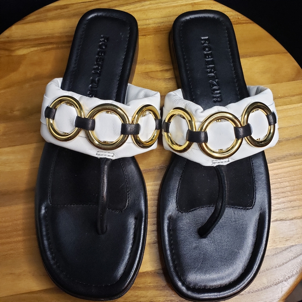 *As New* Robert Zur 'Kai' Thong Sandal in Black and White - 8.5 AA Women's